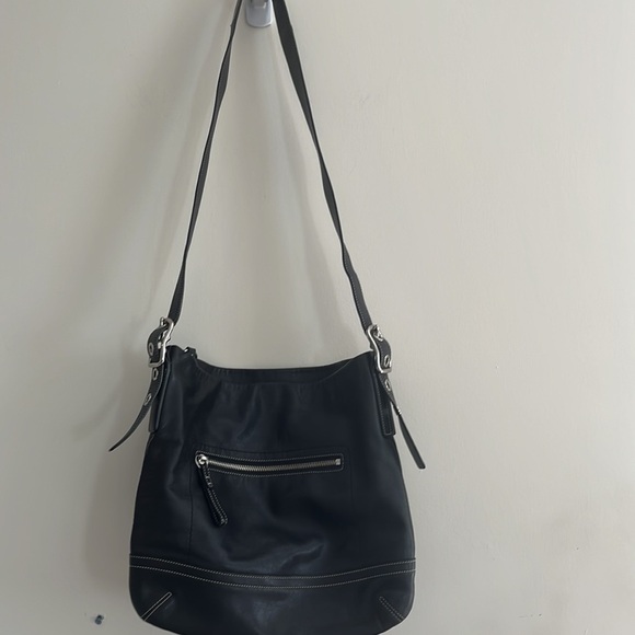 Coach Soho Duffle Purse Convertible Black Boho Leather J05S-1414 legacy tassel - Picture 3 of 12